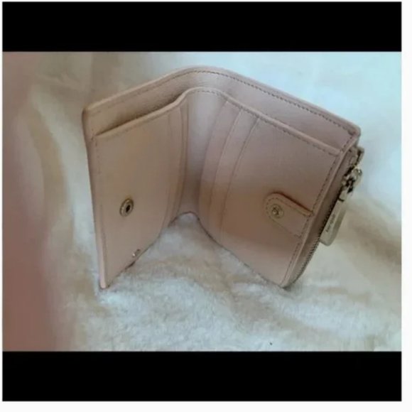 disney x kate spade minnie mouse clarabelle & friends small bifold wallet - Picture 7 of 14